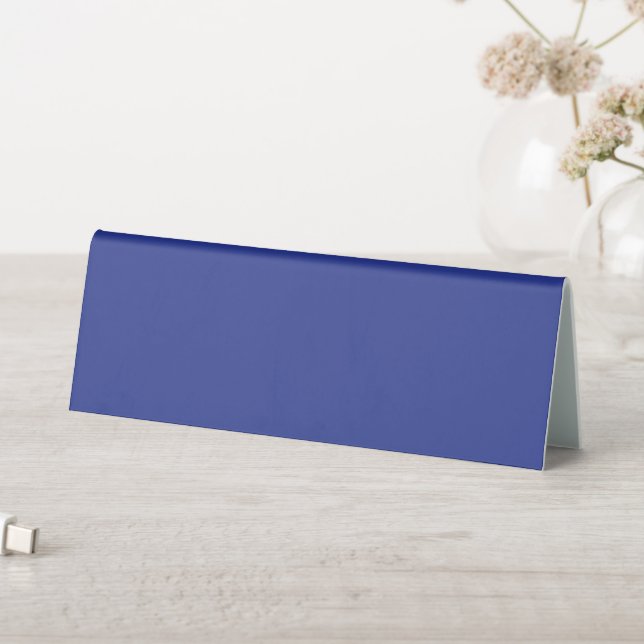 Plaque De Table Solid Deep Blue Backdrop | Bold Minimalist Design (En SItu (Tableau))