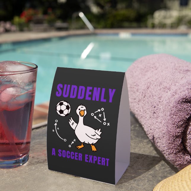 Plaque De Table Suddenly a soccer expert (InVersositu (sur table))