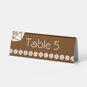 Plaque De Table Tabletop Chic dans la tente de table de chocolat