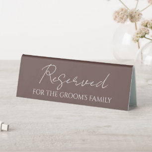 Plaque De Table Taupe réservée au Mariage de famille de Groom