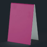 Plaque De Table un fond rose avec une bordure blanche<br><div class="desc">Imaginez que vous entrez dans un événement où chaque détail parle de sophistication,  de chaleur et de conception réfléchie. Lorsque les invités prennent leur siège,  leurs yeux sont attirés par un présentoir de table magnifiquement conçu - pas seulement un marqueur,  mais un conteur.</div>