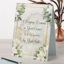 Une femme en prière (Crème)