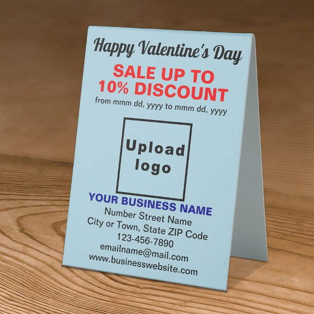 Plaque De Table Vente de la Saint-Valentin Entreprise sur un panne (Business Valentine sale on light blue table sign. Signage to attract more customers.)