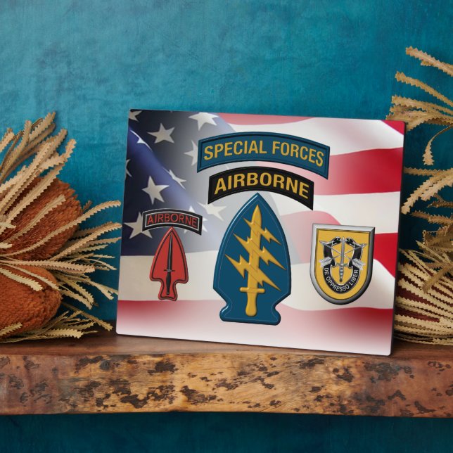 Plaque Photo 1st Special Forces Group (AIRBORNE)    (Côté)
