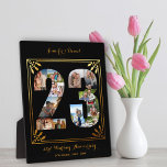 Plaque Photo 23e anniversaire du Mariage Numéro 23 Collage phot<br><div class="desc">Créez votre collection unique de photos du 23e anniversaire du Mariage avec quelques-unes de vos photos préférées des dernières 23 années. Cet élégant design noir et or présente un collage photo en forme de 23 avec un cadre de style art déco et une typographie de script ornée. Le modèle est...</div>