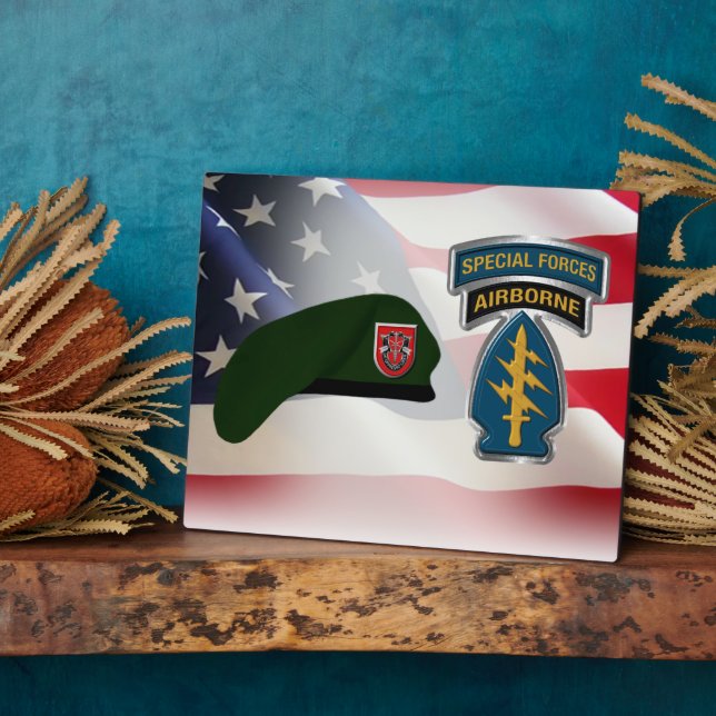 Plaque Photo 7e Groupe des forces spéciales (AIRBORNE) (Côté)