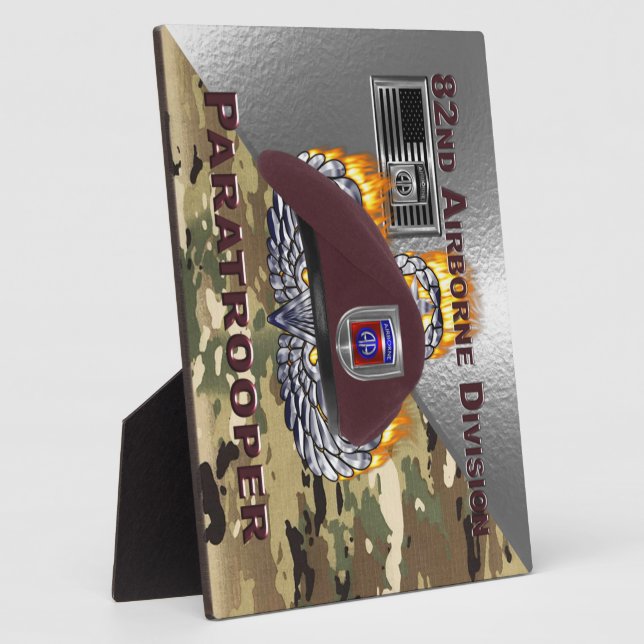 Plaque Photo 82e division aéroportée Parachutiste (Côté)