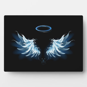 Plaque Photo Ailes d'ange lumineuses bleues sur fond noir
