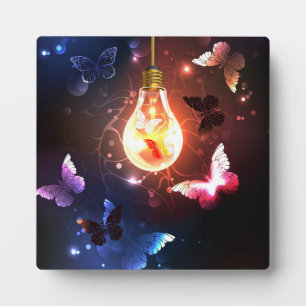 Plaque Photo Ampoule lumineuse avec papillons nocturnes