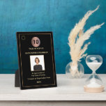 Plaque Photo Années De Service Employé Photo Logo Or Personnali<br><div class="desc">Années de service Logo photo Gold Black Custom Award Plaque pour vos employés de votre entreprise. Remplacez par vos informations, logo ou symbole et photo. Célébrez vos employés de nombreuses années de service, employés du mois ou de l'année. Excellent à utiliser lors des cérémonies de remise de prix pour les...</div>