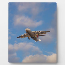 Atterrissage d'un jet Avro RJ85