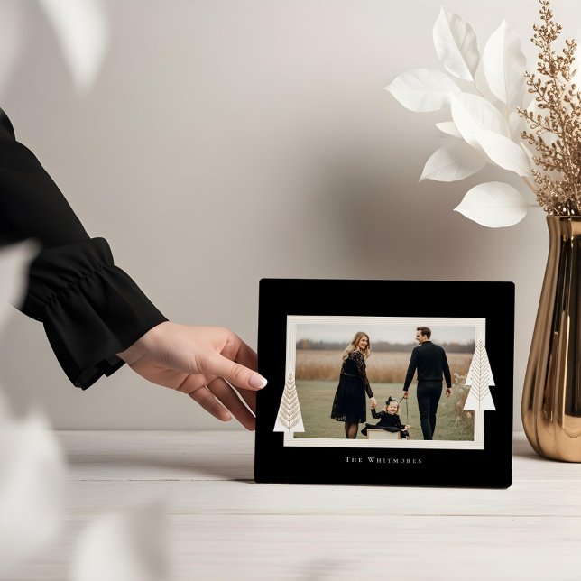 Plaque Photo Cadres en bande moderne À feuillage persistant Arb (Modern Stripe Frame Evergreen Christmas Tree Photo)