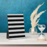 Plaque Photo Changer les bandes grises en n'importe quelle Pers<br><div class="desc">Assurez-vous de customiser la couleur pour l'avant et l'arrière des produits avec deux côtés ou plusieurs éléments. Changez facilement la couleur de Gris Gris Stripes design du gris prédéfini sur le noir à n'importe quelle couleur de votre choix en une seule étape. Cliquez simplement sur le bouton "Cutomize It!" pour...</div>