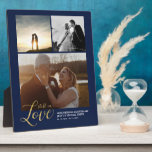 Plaque Photo Collage de photos cadeaux pour l'anniversaire de l<br><div class="desc">Prenez vos moments spéciaux avec cette plaque photo personnalisée. Ce design personnalisé présente une letterine dorée "Still in Love" avec collage photo avec un arrière - plan bleu marine. Ce sera un grand cadeau pour la célébration de l'anniversaire des mariages du couple. D'autres cadeaux photo sont disponibles dans ma boutique...</div>