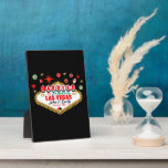 Plaque Photo Couple marié à Las Vegas, des vacances assorties d<br><div class="desc">Cette conception est spéciale pour les couples qui se sont mariés à Las Vegas. Un design pleine couleur que si vous le portez,  vous recevrez des milliers de compliments. Portez-le avec votre mari-femme et créez des moments inoubliables à Las Vegas Nevada</div>