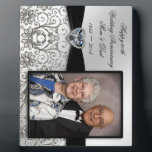 Plaque photo du 60e anniversaire du Mariage<br><div class="desc">A Digitalbcon Images Design avec un design Platinum argent et noir couleur et diamant avec une variété d'images personnalisées, formes, motifs, styles et polices dans ce "Diamond Mariage Anniversary" unique en son genre Plaque photo. Cette conception élégante et attrayante est complétée par des lettres personnalisables pour en faire le cadeau...</div>