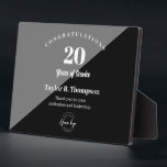 Plaque Photo Employé 20 ans de service Logo personnalisé<br><div class="desc">Célébrez une décennie de dévouement et d'engagement avec notre prix Acrylique Logo personnalisé de l'employé 20 ans de service. Il est important de reconnaître et d'apprécier vos employés pour leurs années de service, et cette plaque élégante est la façon parfaite de transmettre votre appréciation. Le prix présente un design noir...</div>