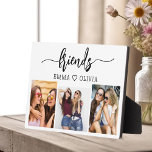 Plaque Photo Friends 3 Photo Friendship Collakry<br><div class="desc">Célébrez votre amitié avec Friends 3 Photo Collage Keepsaké Plaque. Cette plaque vibrante et personnalisée présente un design rose chaud élégant et présente un collage joliment arrangé de trois photos chères. Conçu à partir de matériaux de qualité, il est parfait pour l'affichage sur un bureau, une étagère ou un mur....</div>