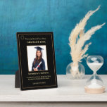 Plaque Photo Graduate Graduate Photo Gold Logo Modern Award<br><div class="desc">Graduate Graduation Photo Gold Logo Modern Awards Plague pour votre diplômé au lycée ou collège. Grand cadeau de membre de la famille à l'diplômé. Remplacez par vos informations ou mots, logo ou symbole et photo. Excellent à utiliser pour les événements de Prix ou juste pour remercier quelqu'un pour leur service....</div>