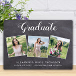 Plaque Photo Graduation Rustique 3 Photo Grey Chalkboard Gradua<br><div class="desc">Célébrez votre diplômé et offrez un cadeau spécial personnalisé avec cette plaque de graduation de collage photo personnalisée sur une ardoise de tableau noir rustique. Cette plaque de collage photo unique est un souvenir précieux. Customisez avec 3 de vos photos préférées d'études supérieures ou collégiales, et personnalisez avec l'année de...</div>