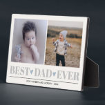 Plaque Photo Grey MEILLEUR PÈRE JAMAIS collage 2 Photo COEURS B<br><div class="desc">Créez un doux-souvenir parfait pour papa pour Noël ou Fête des pères avec ce design extraordinaire en utilisant deux (2) de vos photos préférées et message personnalisé. "Best Papa Ever" apparaît le long du fond en lettres gris délicat avec petits coeurs bleus,  Autres couleurs disponibles</div>