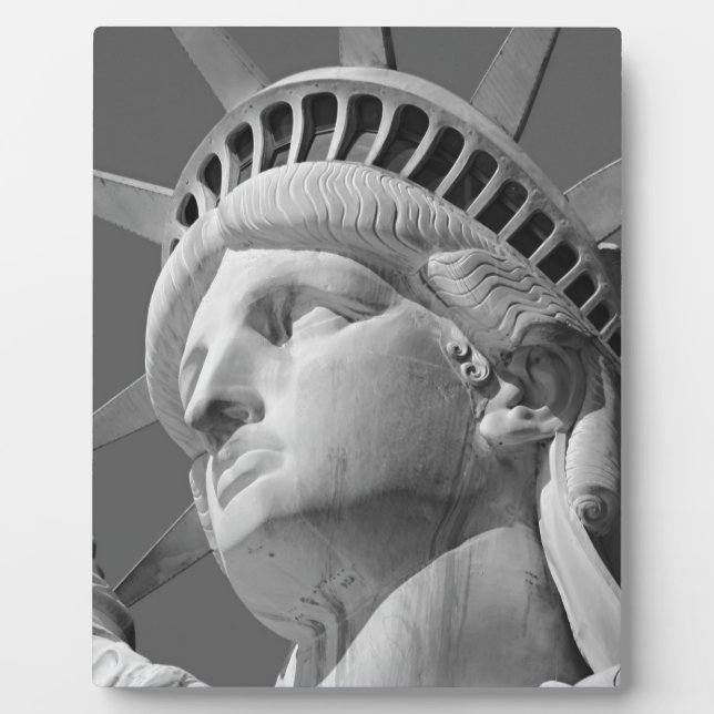 Plaque Photo Gros plan noir et blanc Statue de la Liberté (Devant)