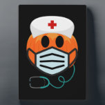 Plaque Photo Infirmière citrouille drôle Effrayant Costume d'in<br><div class="desc">Citrouille Infirmière Funny Scary Halloween Costume appariement, famille, heureux, halloween, costumes, éffrayant, horreur, octobre, saison éffrayante, idées cadeaux halloween, fantôme, citrouille, rétro, crâne, noir, mignon, squelette, vintage, octobre, art, correspondance de famille, costume halloween, cadeaux, fun, monster, cool oween, feuille 2021 Costume Halloween Costume familial Halloween Halloween 2021 Fête Halloween Pyjamas...</div>