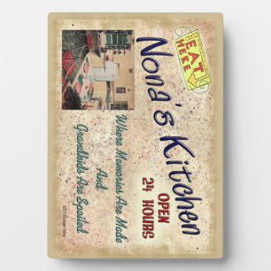 Plaque Photo La cuisine de Nona où les petits-enfants sont gâté