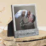 Plaque Photo Les Meilleurs Dads Sont Promus À Grand-Père Photo<br><div class="desc">Plaque photo personnalisée avec la citation "Only The Best Dads Get Promoted To Grand-père" pour faire le nouveau grand-père se sentir spécial. Un cadeau unique pour la fête des pères,  le jour des grands-parents et l'anniversaire des grands-parents.</div>