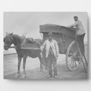 Plaque Photo Les poubelles, de 'Street Life in London', 1877-18