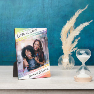 Plaque Photo Love is Love Modern Rainbow Ajouter votre photo et