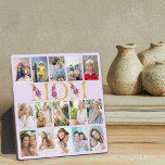 Plaque Photo Maman Lettres Or 15 Vertical Photo Collage Lilac<br><div class="desc">Un magnifique cadeau photo pour votre maman. Le design est composé de lettres florales pour "maman", imprimées en or et décorées de fleurs de lys violets. Le modèle photo est configuré pour que vous puissiez ajouter 15 de vos photos préférées, toutes affichées au format portrait vertical. Ce collage photo de...</div>