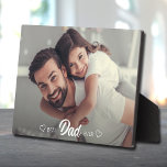 Plaque Photo Meilleur papa jamais photo<br><div class="desc">Votre photo et BEST DAD EVER, ou n'importe quel texte, est mis directement sur le panneau de configuration pour une image incroyablement nette avec une surface nettoyée facile à essuyer. Tablette, sur une étagère ou un bureau, cette plaque avec chevalet intégré est idéale pour un cadeau pour toute occasion. CONSEIL...</div>
