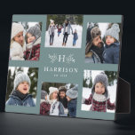 Plaque Photo Monographie rustique 6 photo collage nom de famill<br><div class="desc">Un collage de six photos entoure une simple branches initiale et rustique avec un nom et une année. Fait un grand cadeau de gardien. Reportages de votre année, le meilleur de votre séance photo de famille, photos de petits-enfants, photos de mariage et plus encore. L'arrière - plan bleu turquoise doux...</div>