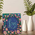 Plaque Photo Motivationnel Inspirationnel Coeurs Aimer Inspirit<br><div class="desc">Inspirationnelle Plaque d'Eau Amour tendance - jolie, fantaisie et élégante oeuvre d'art créée pour inspirer et élever. Coloré, joliment fleuri et design de coeur ajoute quelques vibrations positives à votre journée. Ces plaques amusantes de chevalet font de grands cadeaux inspirants pour la famille, les amis, les collègues, les enseignants, etc......</div>