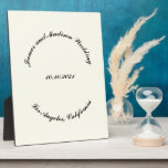 Plaque Photo Nom de la Personnaliser, date noir mariage ivoire<br><div class="desc">Nom de la Personnaliser,  date noir ivoire courbée lettres mariage plaque,  signer le texte personnalisé,  le personnaliser avec votre propre texte,  informations</div>