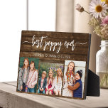 Plaque Photo Pavot grand-père Petits-enfants Bois Photo Collage<br><div class="desc">Capturez l'amour entre Poppy et ses petits-enfants avec notre Plaque Collage Photo Grand-Père. Cette plaque personnalisée présente un collage photo plein de charme, qui présente de magnifiques moments de chère partagés entre Poppy et ses petits-enfants bien-aimés. Autour des photos est le titre attachant "Poppy", ajoutant une touche spéciale au design....</div>