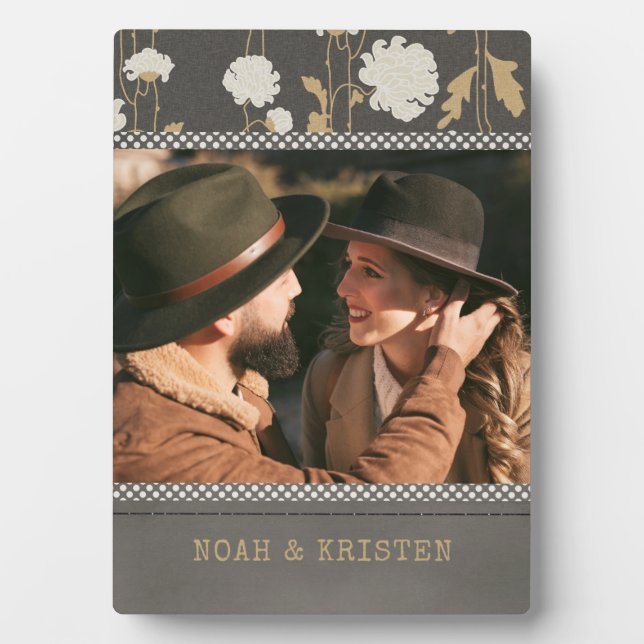 Plaque Photo Pays Floral Moderne Nom photo personnalisé (Devant)