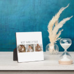 Plaque Photo Photo Collage Moderne & Meilleure Famille Jamais M<br><div class="desc">Présentez le cadeau de collage moderne Photo & Best Family Ever Text, une façon unique et personnalisée de célébrer l'amour et la joie de votre famille. Ce cadeau spécial combine la beauté d'un collage photo personnalisé avec un message sincère pour créer un souvenir mémorable qui sera chéri pour les années...</div>