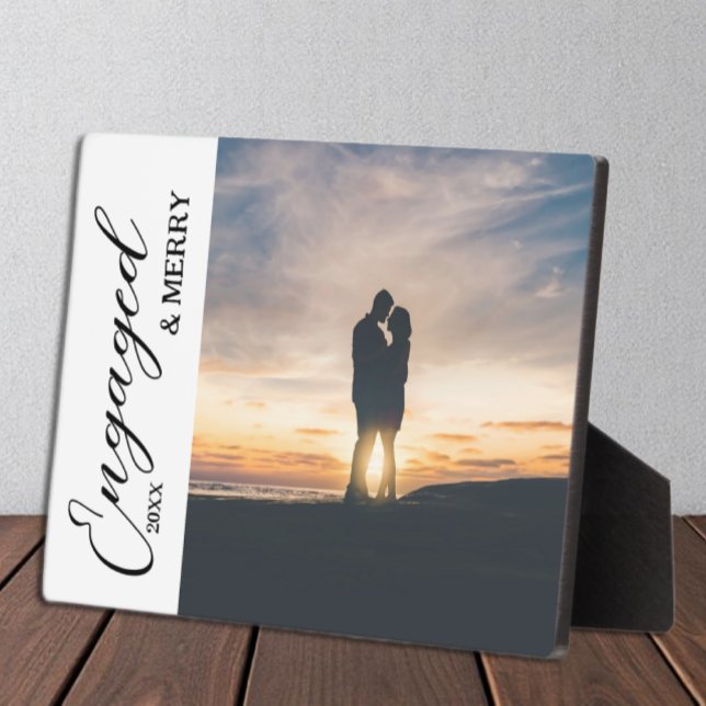 Plaque Photo Photo Joyeux Couple Engagé (Créateur téléchargé)