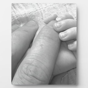 Plaque Photo Prise de mains de doigts de main de bébé