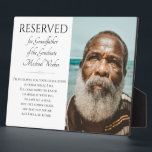 Plaque Photo Sauvez un siège grand-père du Mémorial des diplômé<br><div class="desc">Cet élégant grand-père de la plaque permanente du mémorial des diplômés, avec son poème touchant et une photo du grand-père du diplômé, est une belle façon de se souvenir et de lui rendre hommage le jour de votre remise des diplômes. Placez ceci sur la chaise où il aurait assisté à...</div>