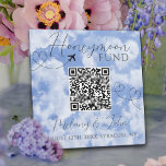 Plaque Photo Symbole blanc et bleu élégant QR Code Honeymoon Fu<br><div class="desc">Design mignon avec les coeurs et la typographie de script élégante dans les couleurs blanc et bleu ciel. Texte à personnaliser.</div>