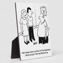 Tableau noir dans la chambre. Drôle dessin