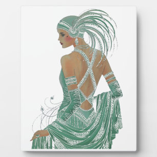 Plaque Photo Un aperçu de l'élégance : Green Backless Dress Des
