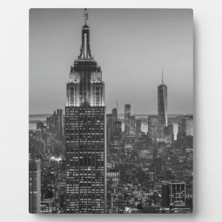 Plaque Photo Vue aérienne en noir et blanc de New York City Nig