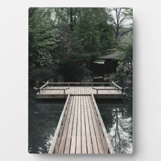 Plaque Photo Wooden Pier framed by red Lanterns