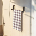 Plum Buffalo Plaid Serviette de cuisine pour déco<br><div class="desc">Élevez votre style de cuisine avec cette serviette de cuisine en plumes de buffle de prune. La riche en vichy motif ajoute une touche d'élégance et de chaleur,  ce qui en fait un complément parfait à votre décor maison pour un usage quotidien ou des occasions festives.</div>