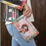 Pochette À Accessoires Autonomisation en fleurs : Monogramme personnalisé<br><div class="desc">Restez organisé en style avec notre Empowerment in Bloom : Personnalisé Monogram Accessory Pouch. Doté d'un design floral audacieux et peint à la main et d'un message inspirant, "Soy Fuerte, Soy Bella" (Je suis Forte, Je suis Belle), ce sac est aussi pratique que beau. Parfait pour transporter vos objets de...</div>