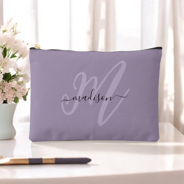 Pochette À Accessoires Boho Stylish Purple Monogramme et nom (Personalize with your monogram initial and name.)